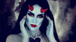 Halloween Look : She Devil | Nicole Guerriero