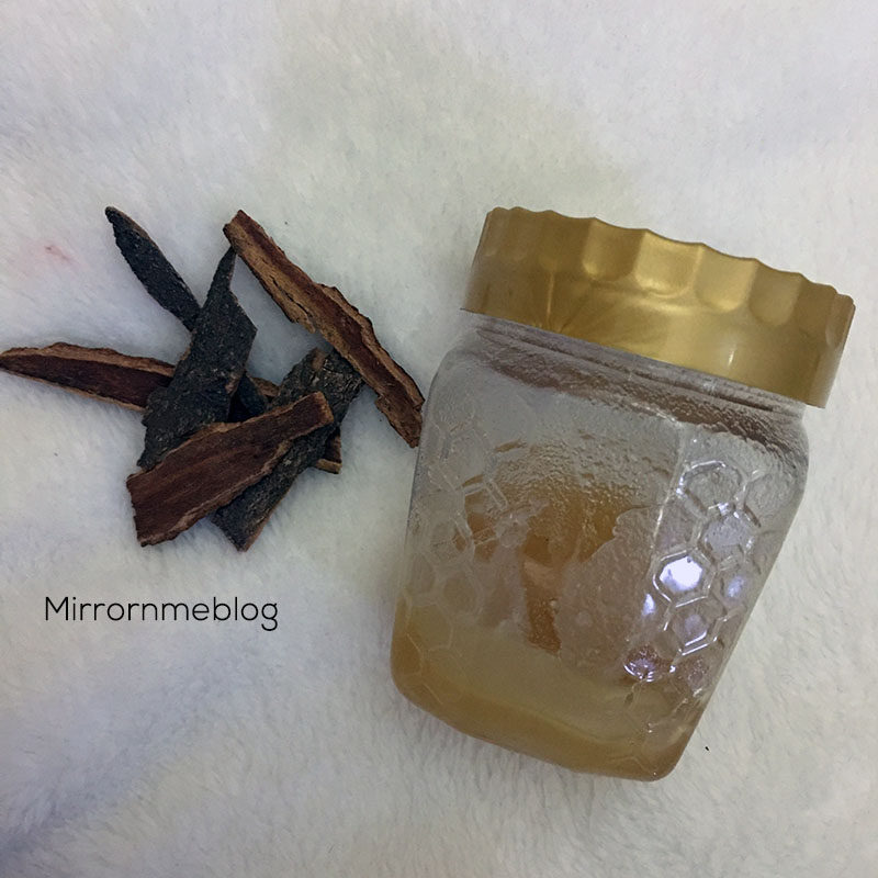 skincare routine tip 1: cinnamon and honey mask
